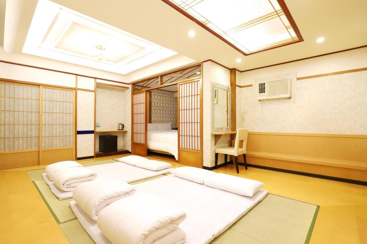 ฟีนิกซ์ พาวิเลียน ฮอตสปริง โฮเต็ล Hotel ไทเป ภายนอก รูปภาพ