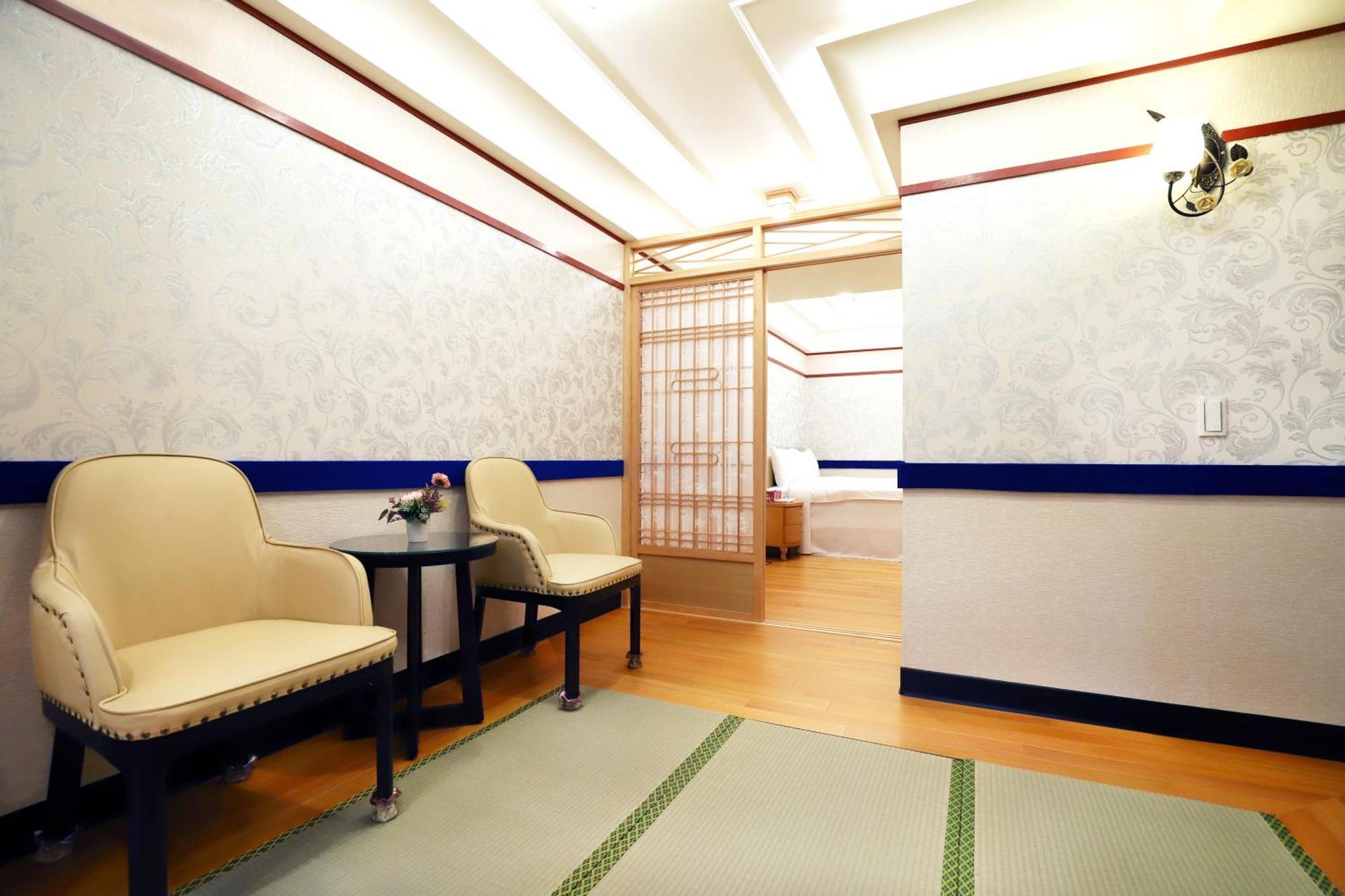 ฟีนิกซ์ พาวิเลียน ฮอตสปริง โฮเต็ล Hotel ไทเป ภายนอก รูปภาพ